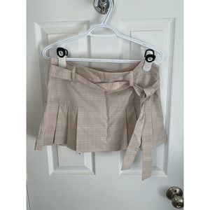 Mini skirt size medium